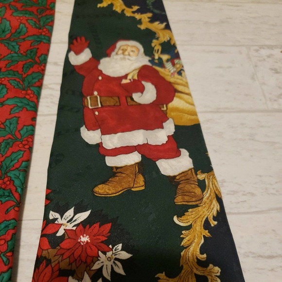 Lot Of 2: Vtg.Hallmark Christmas Santa Reindeer Holly Men’s Neckties Made in USA - Picture 2 of 9